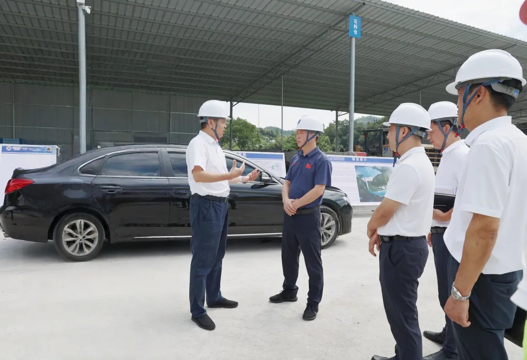 秦朝陽督導(dǎo)公司椒花水庫項目安全生產(chǎn)和廉政建設(shè)工作